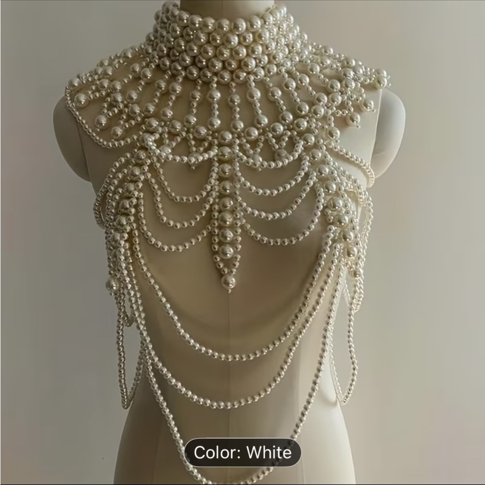 Elegant Pearl Choker Necklace - Picture 4 of 7